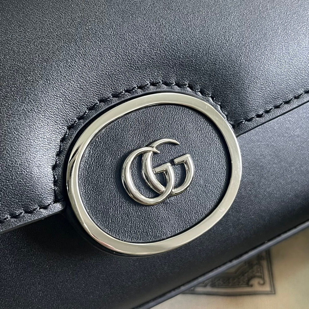 Gucci Petite GG Mini 21 cm