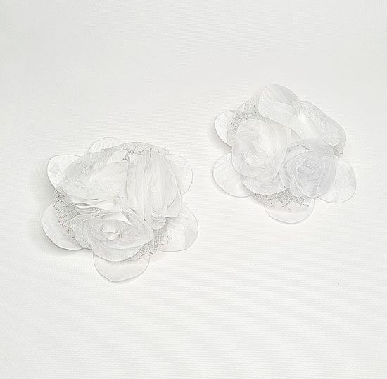 Белые школьные банты для волос "3 цветка" на резинке, с блёстками, 2 шт.