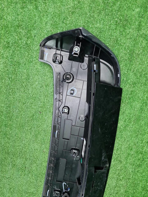 Спойлер крышки багажника Geely Monjaro (2021-н.в.)