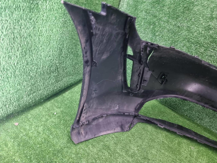 Бампер передний Porsche Taycan (2019-2024)