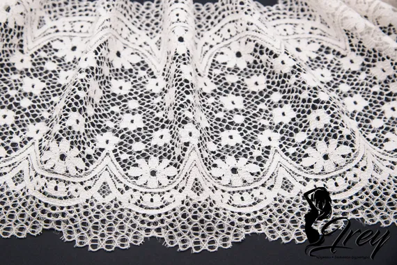 03-150 Кружево эластичное 19 см, айвори