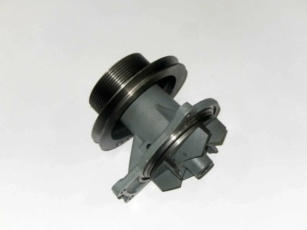 Насос водяной Камаз Евро-3 (под кондиционер) 740.63-1307010-10