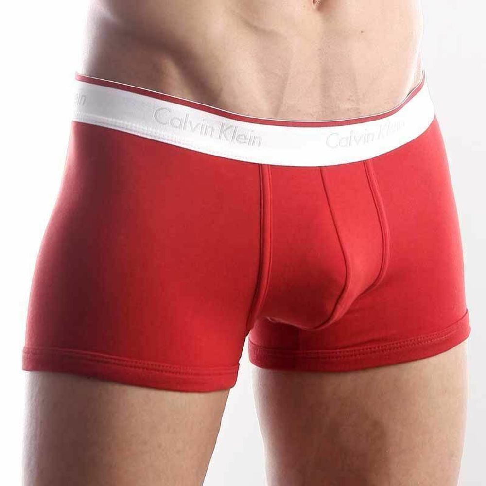 Мужские трусы хипсы Calvin Klein Tech Cool Boxer Red