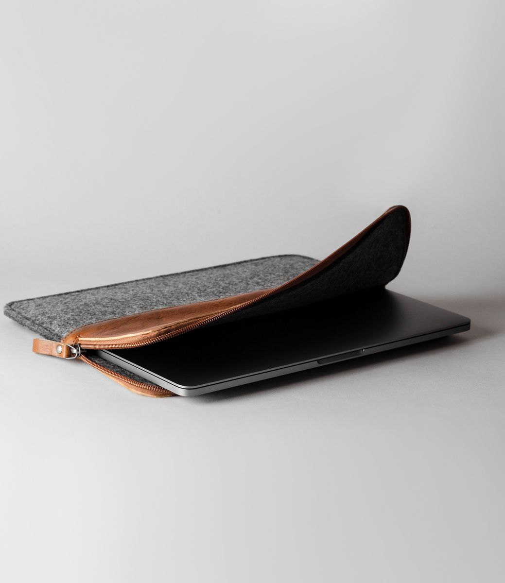 Hard Graft 50/50 Macbook Pro Sleeve — чехол для MacBook Pro 15"