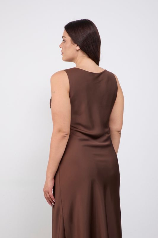 Платье-комбинация на широких бретелях, шоколад