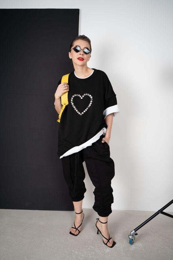 Футболка оверсайз(унисекс) плотная «СЕРДЕЧКО из кнопок»