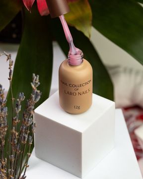 Камуфлирующая база Laro Nails Safe base 10 12ml