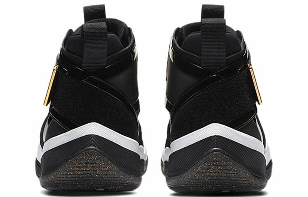 Кроссовки Jordan Ajnt 23