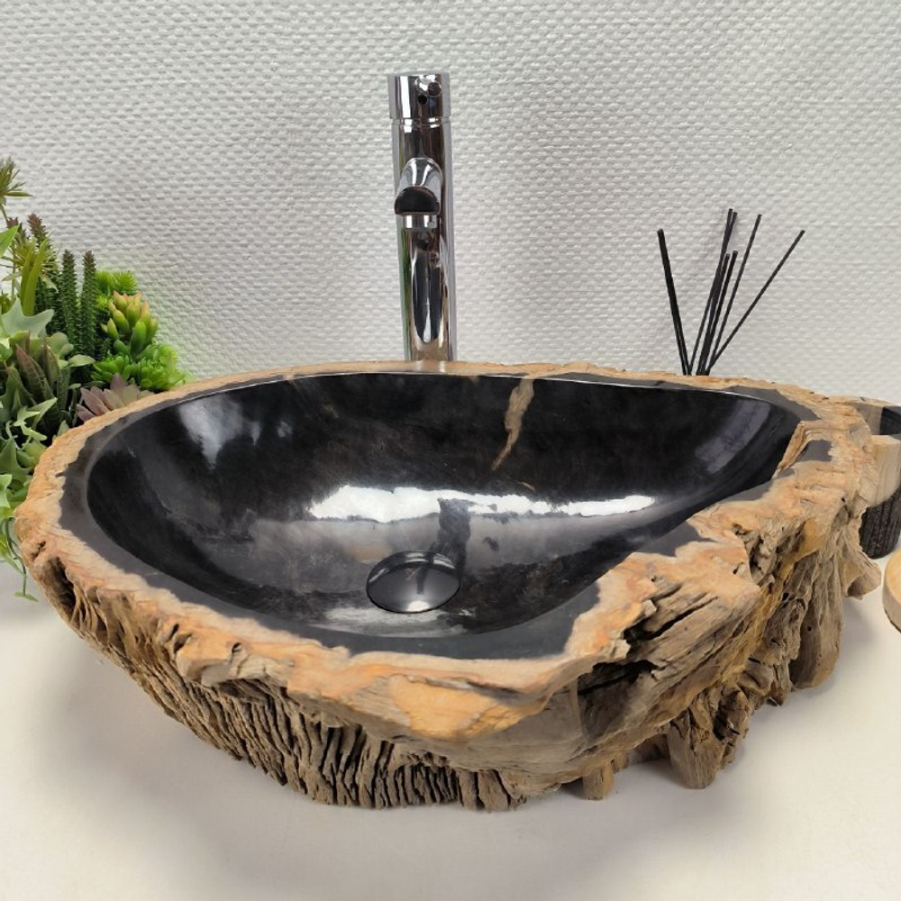 Раковина из окаменелого дерева Fossil Basin OD-02134 (55*39*15 см)