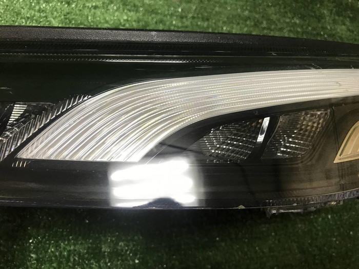 Фара габаритная левая Hyundai Palisade (18-22) LED