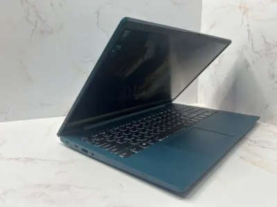 Ноутбук Lenovo IdeaPad 5 15ARE05 (81YQ0018RK) 15.6"/AMD Ryzen 5 4500U/RAM 8GB/SSD 256GB/Radeon RX Vega 6/1920*1080/IPS/DOS/Подсветка кл-ры: LED/Синий. Состояние: B1