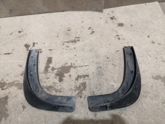 Комплект задних брызговиков Kia Soul 2 (PS) 13-19 Б/У Оригинал 86842B2500