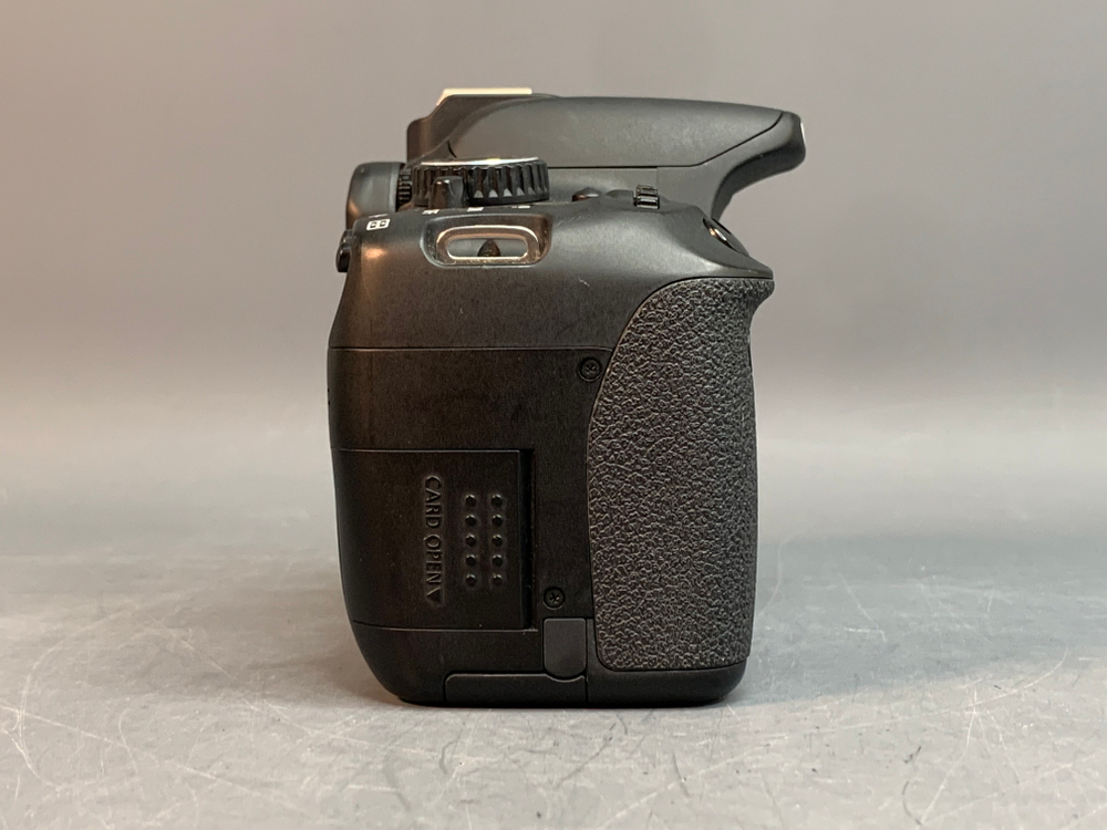 Canon EOS 650D Body 11.615 Кадров