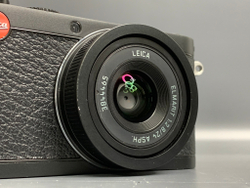 Leica X1