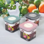 Банка для продуктов пластиковая 1200мл «Premium» 11*11*10см