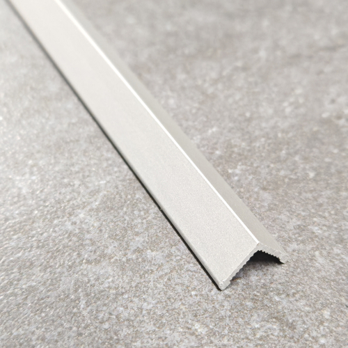 Угол 10*10мм остр. "DO-4" 2,7м Серебро мат. анод. алюм.