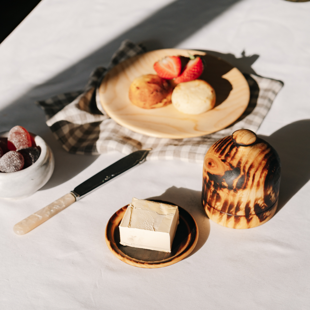 Масленка из дерева Сибирский Кедр для сливочного масла MS10