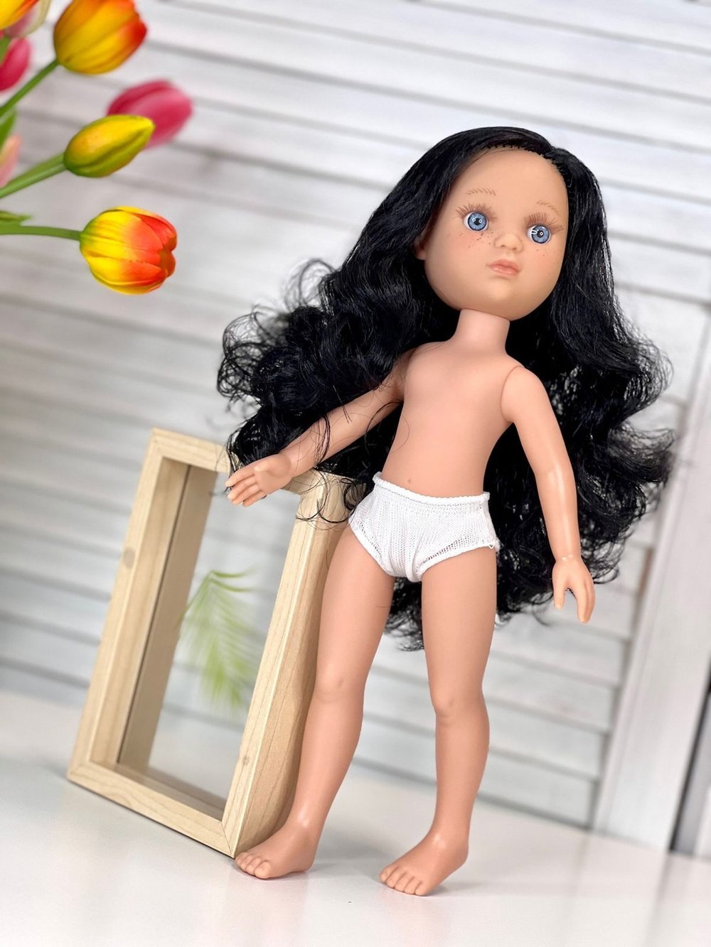 Кукла BERJUAN виниловая 35см Ева без одежды (2834)