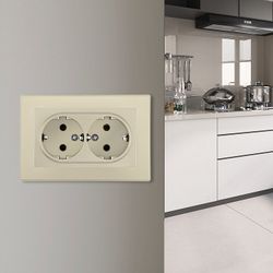 Розетка двойная с заземлением и со шторкой Arte Milano SET06-2 SET06-double-40-2 shampan