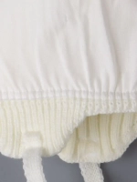 Шапка для девочки со снудом, демисезонная, молочная