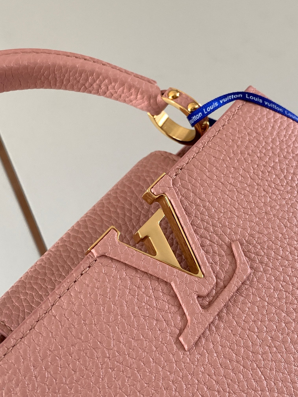 Louis Vuitton Capucines Mini
