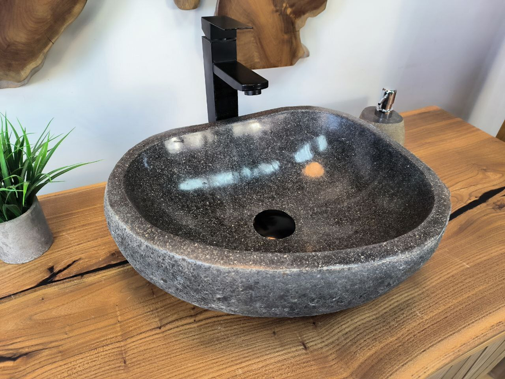Раковина из речного камня RS-65787 44х36х15 из натурального камня