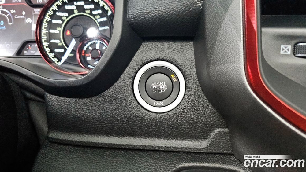 Dodge Ram Pickup 5.7 (11.2020)