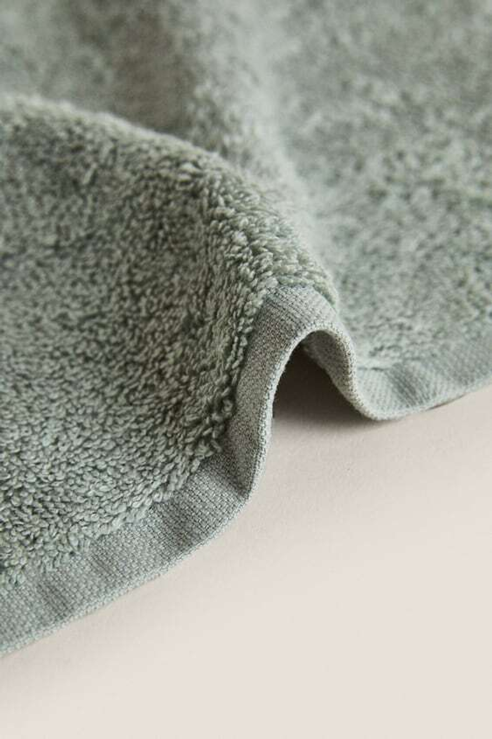 ZARA HOME ХЛОПКОВОЕ ПОЛОТЕНЦЕ (НАБОР ИЗ 3 ШТУК), СИНЕ-ЗЕЛЕНЫЙ