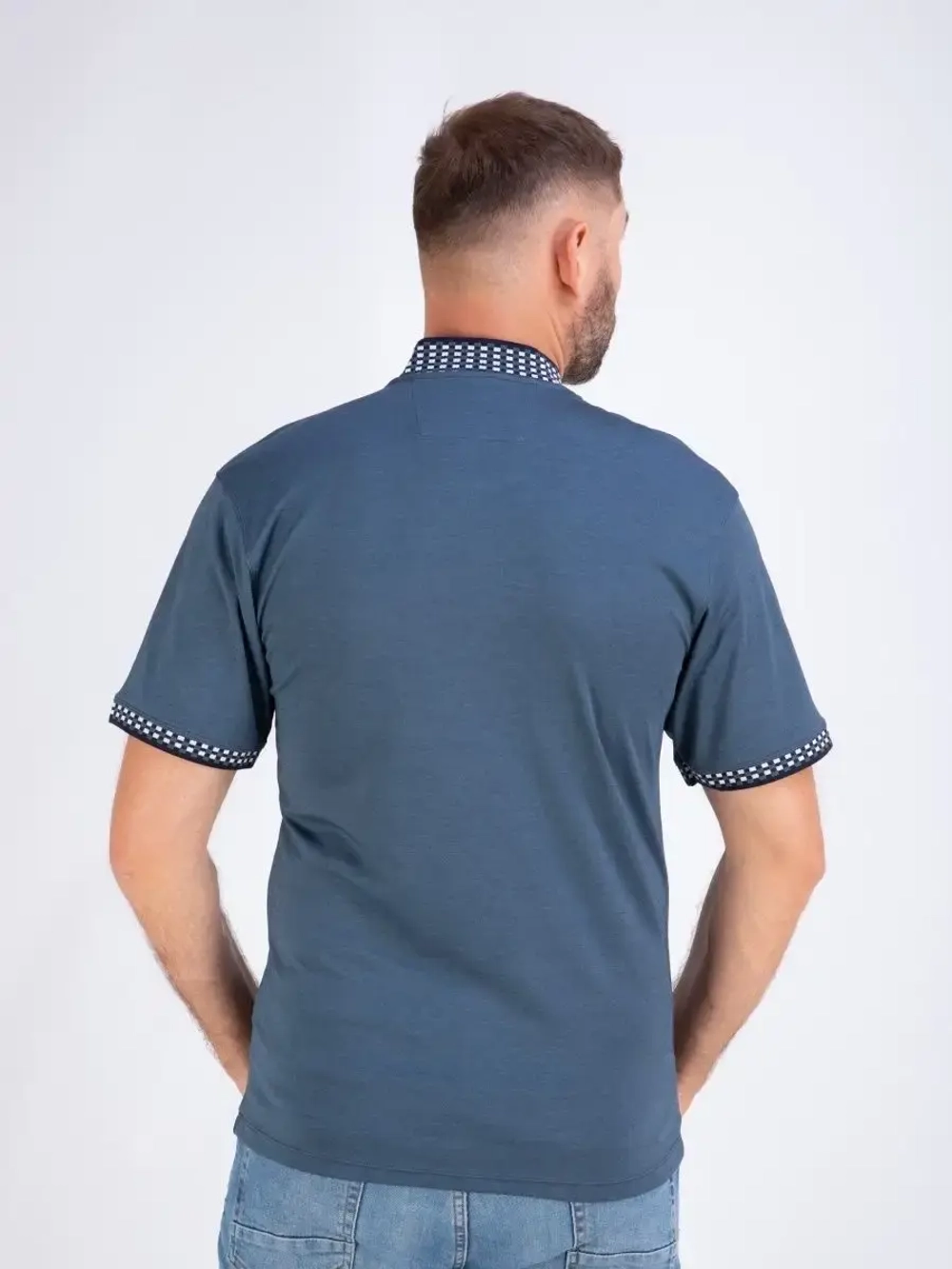 Футболка мужская однотонная базовая