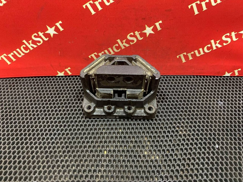 Подушка двигателя передняя 2024г