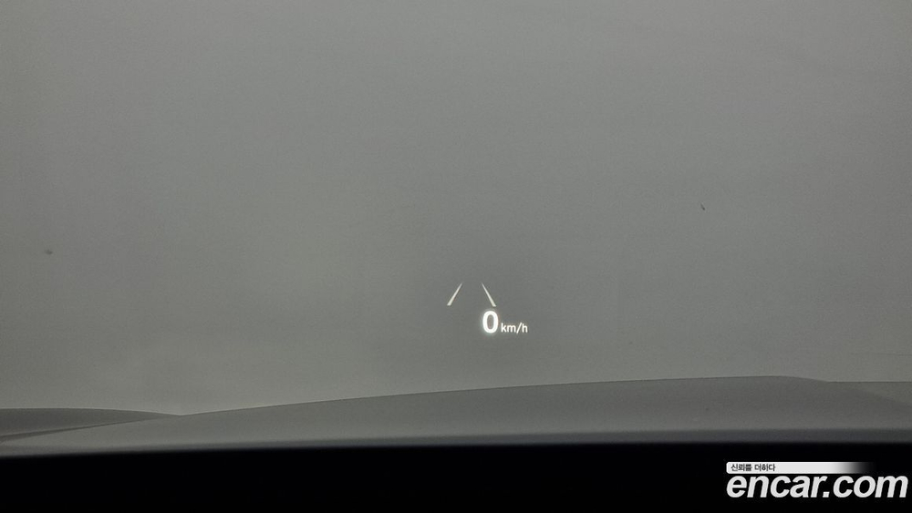 Genesis G90 5.0 AWD (04.2021)