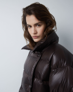 Пуховик двубортный укороченный темный шоколад