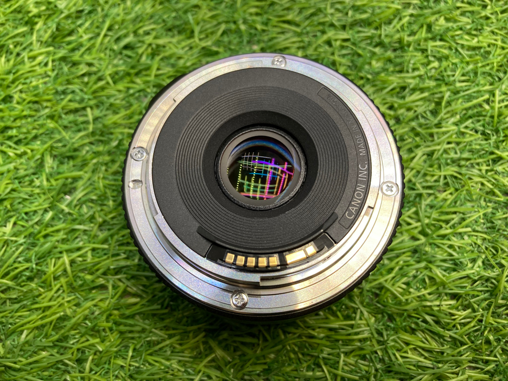Canon EF 40mm 2.8 STM