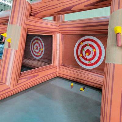 Надувной дартс «В щепки!» на подкачке, диаметр 0,5 м, размер 5×3,5×2,5 м