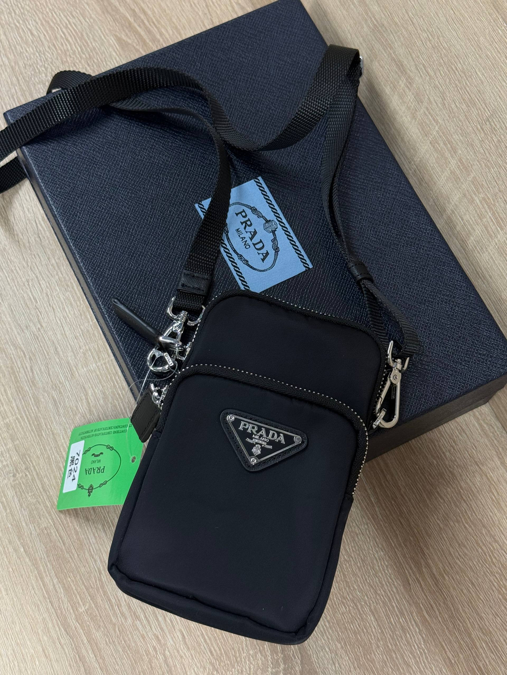 Сумка-мессенджер Prada