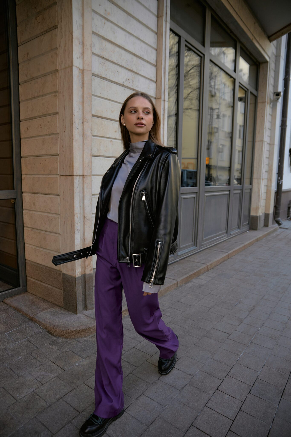 Косуха черная medium мягкая кожа