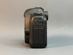 Canon EOS 5D Mark II 98.000 кадров