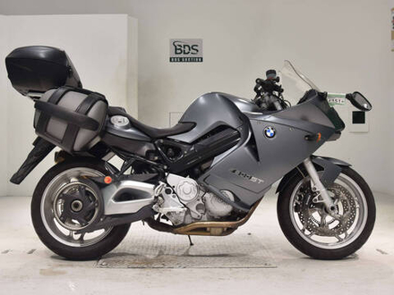 BMW F800ST