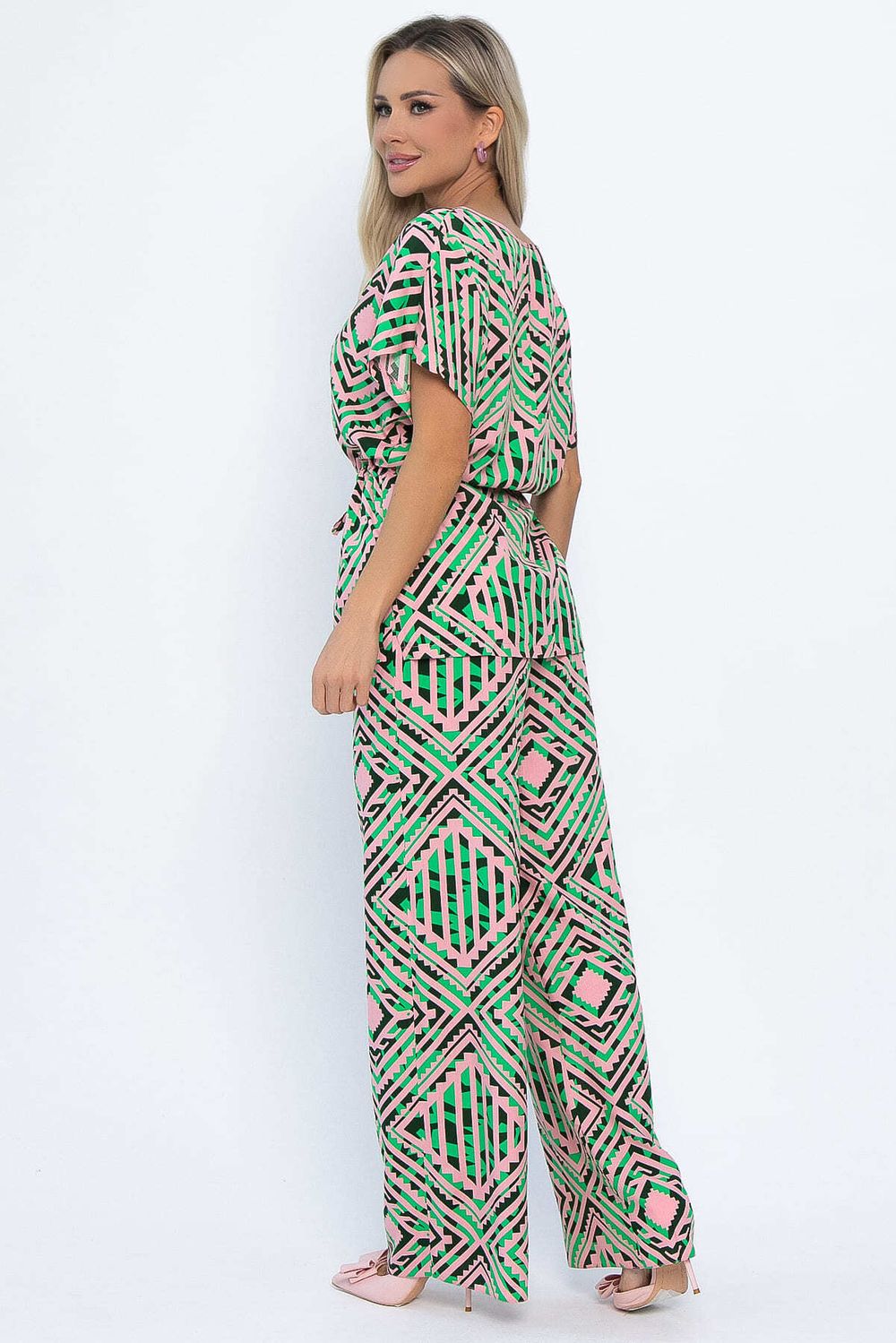 Костюм Аксиома успеха (зелено-розовый) К13831-5М LT Collection