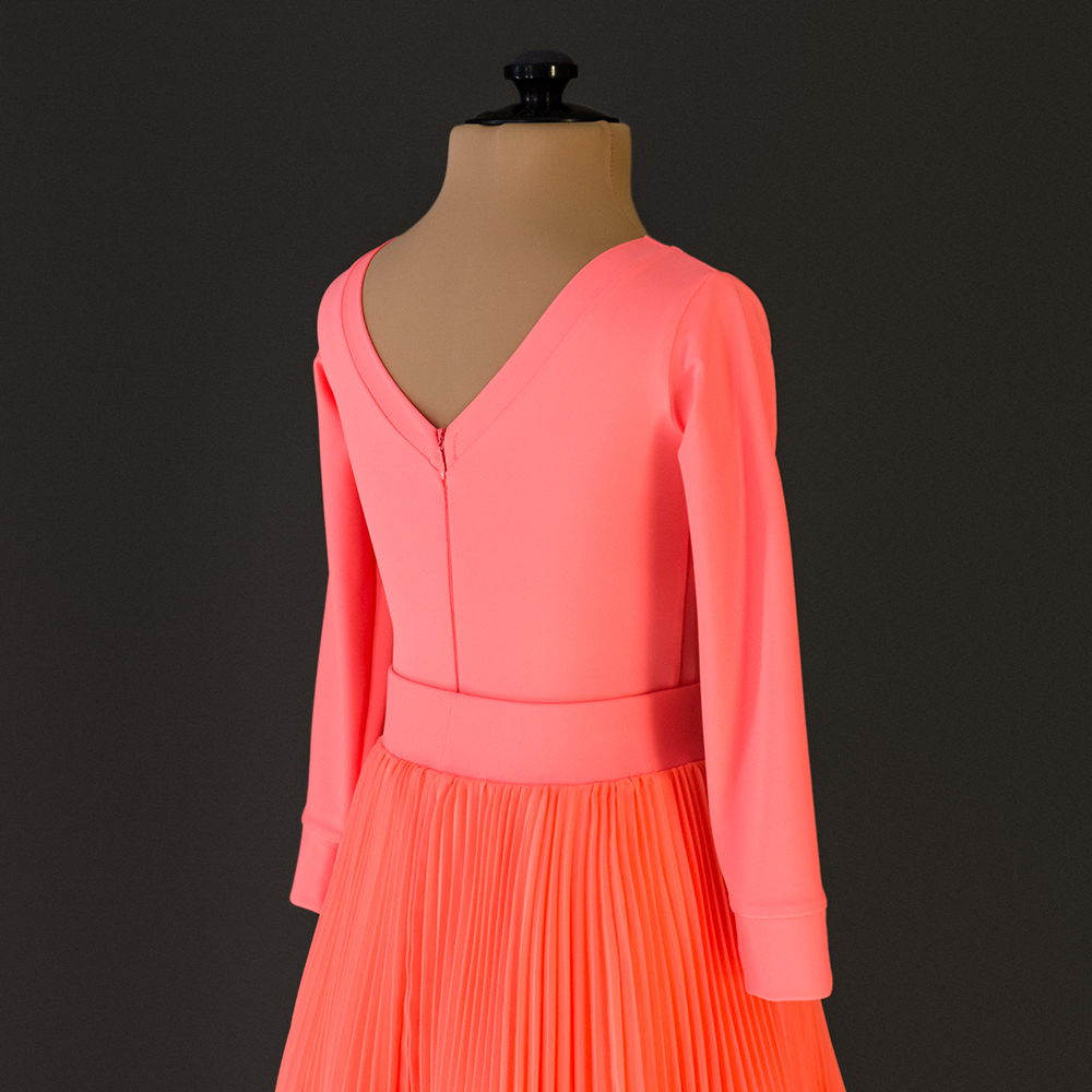 спортивное платье