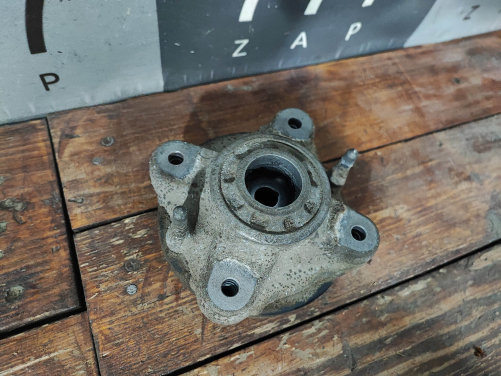 Опора переднего амортизатора BMW 3-Series (G20) 18-нв Б/У Оригинал 31306890656