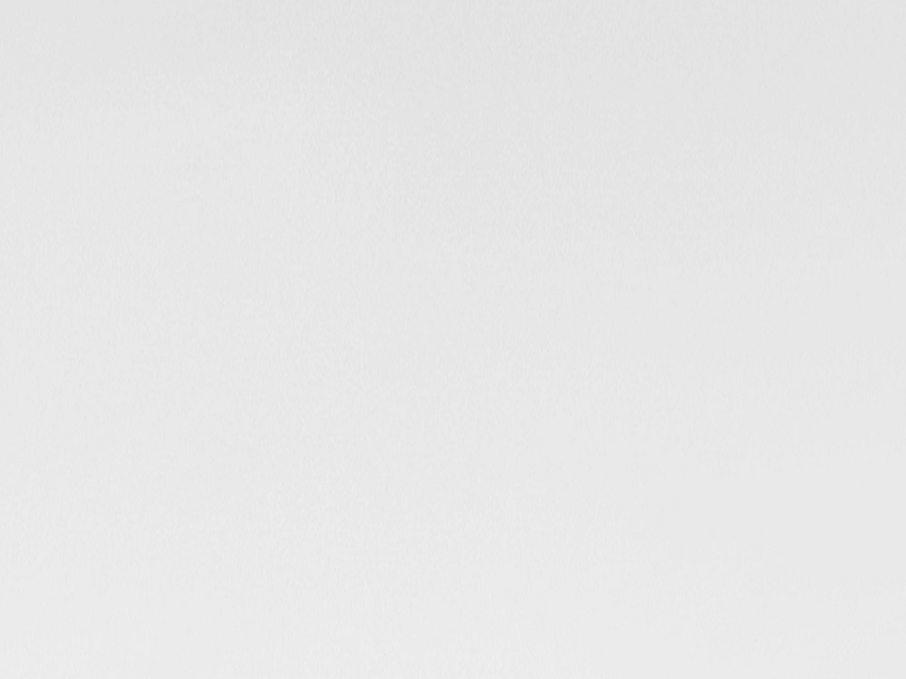 Регулируемый компьютерный стол Bazalt с регулировкой по высоте — столешница МДФ Белый