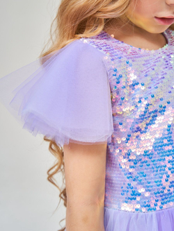 Пышное платье с пайетками на новый год