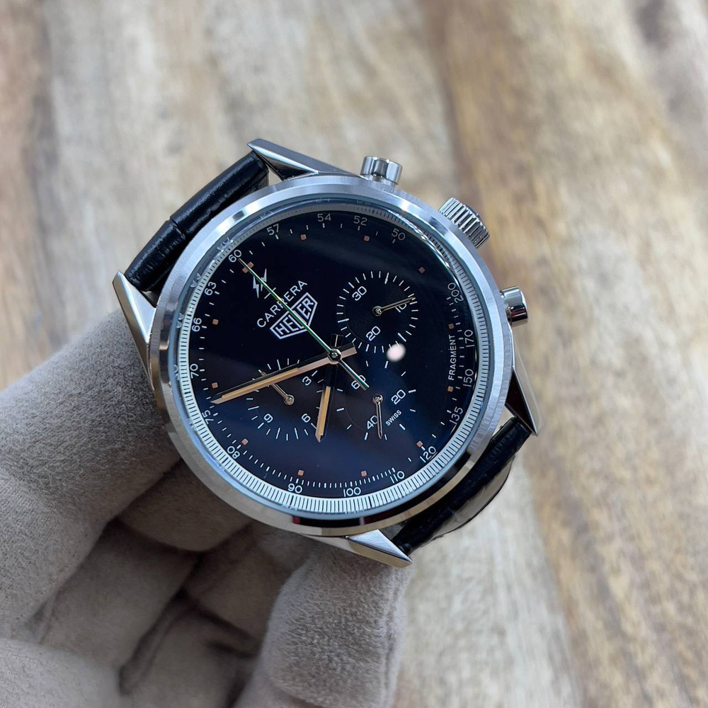 Часы Carrera