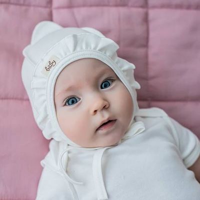 Ruffled baby hat 3-18 months - Heavy Cream