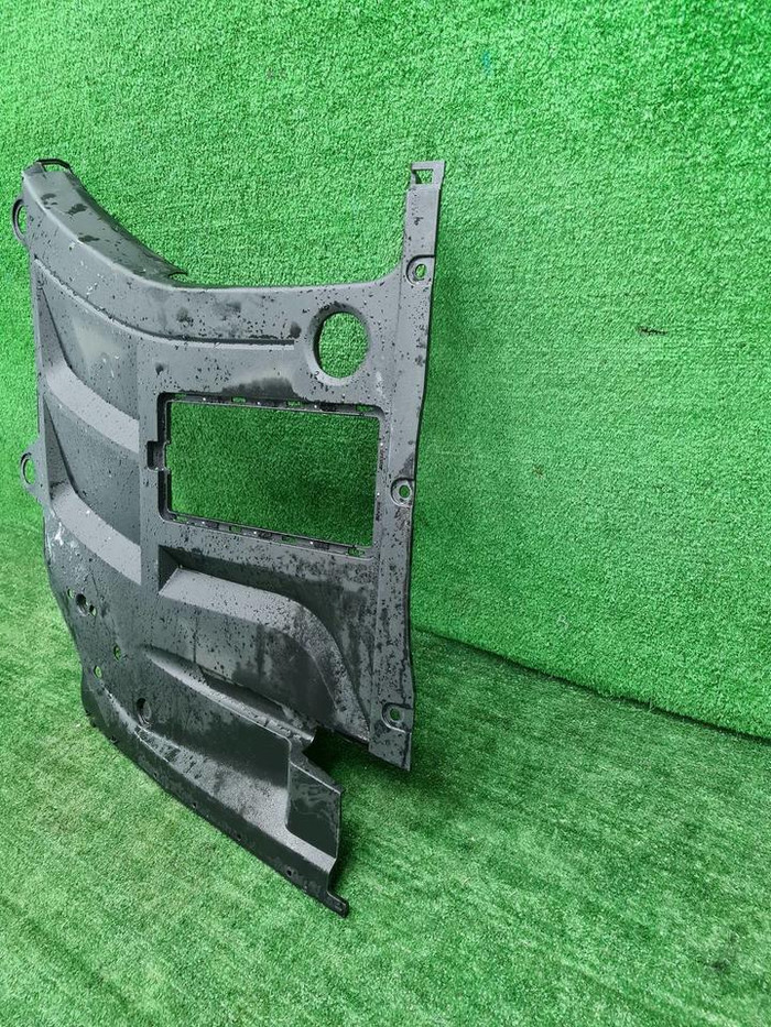 Накладка моторного отсека Geely Tugella (19-24)