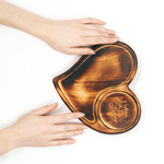 Менажница из кедра для подачи блюд и закусок с гравировкой "Listen to your heart"