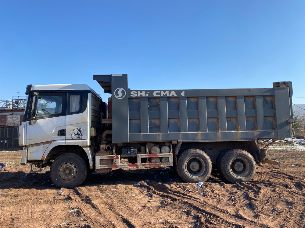 Shacman (Shaanxi) SX* 6x6 Самосвал SX32586T385 (Дизельный, 11,6 л, 369 л.с., МТ)