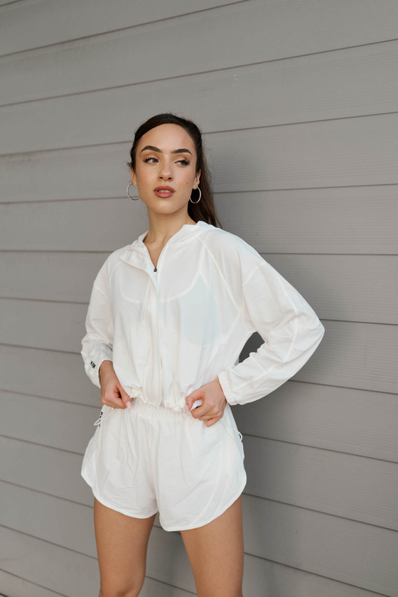 ВЕТРОВКА+ШОРТЫ WELL (белый)