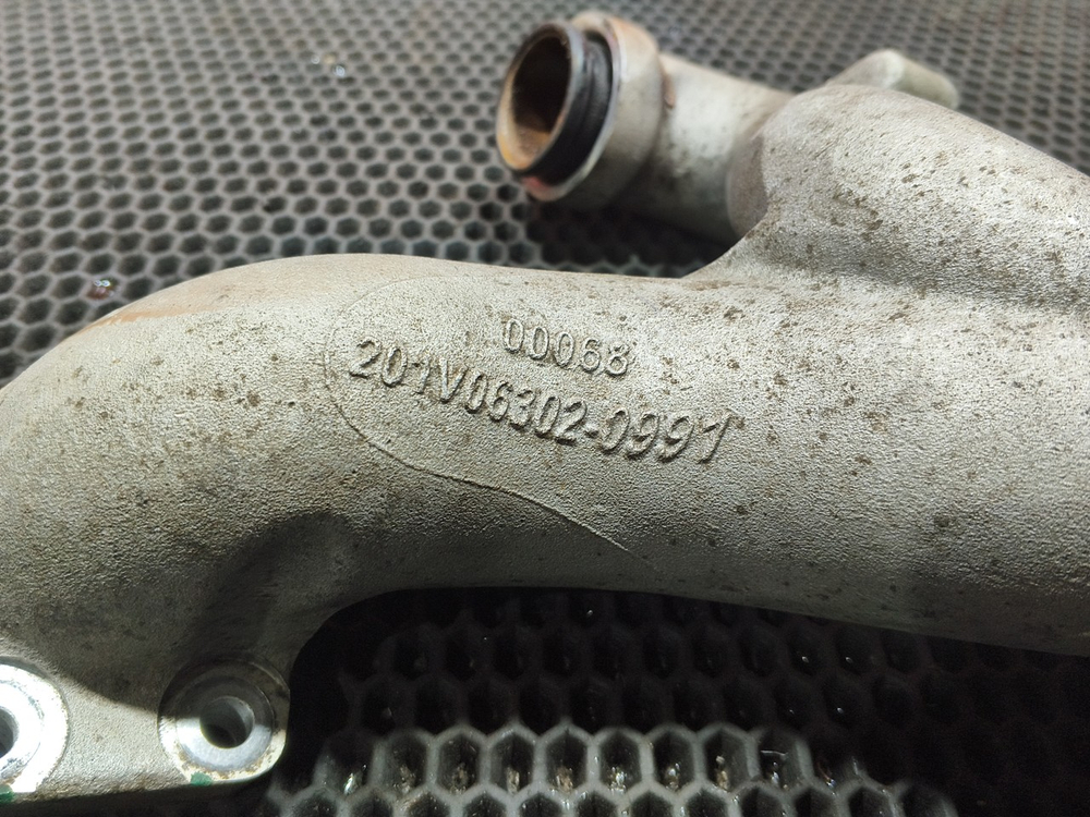 Патрубок системы охлаждения 2023г.